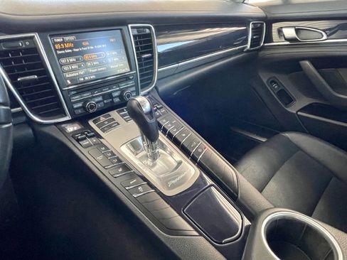 Used 2012 Porsche Panamera image 12