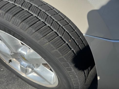 Used 2008 Chevrolet Tahoe LTZ w/ LTZ Preferred Equipment Group RWD image 4
