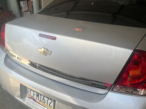 Used 2013 Chevrolet Impala LTZ FWD image 26