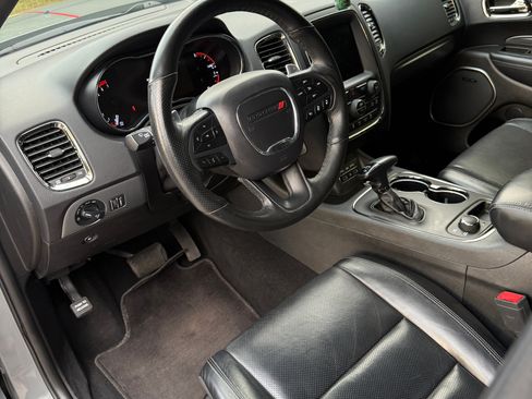 Used 2019 Dodge Durango R/T w/ Technology Group AWD/4WD image 10