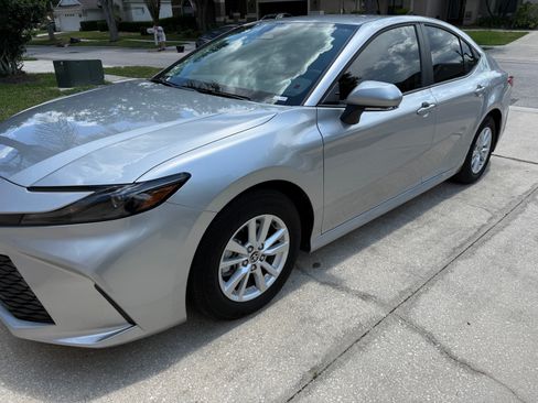 Used 2026 Toyota Camry LE w/ Convenience Package FWD image 4