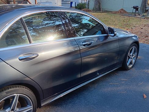 Used 2015 Mercedes-Benz C 400 4MATIC image 2