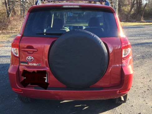 Used 2008 Toyota RAV4 2WD image 2