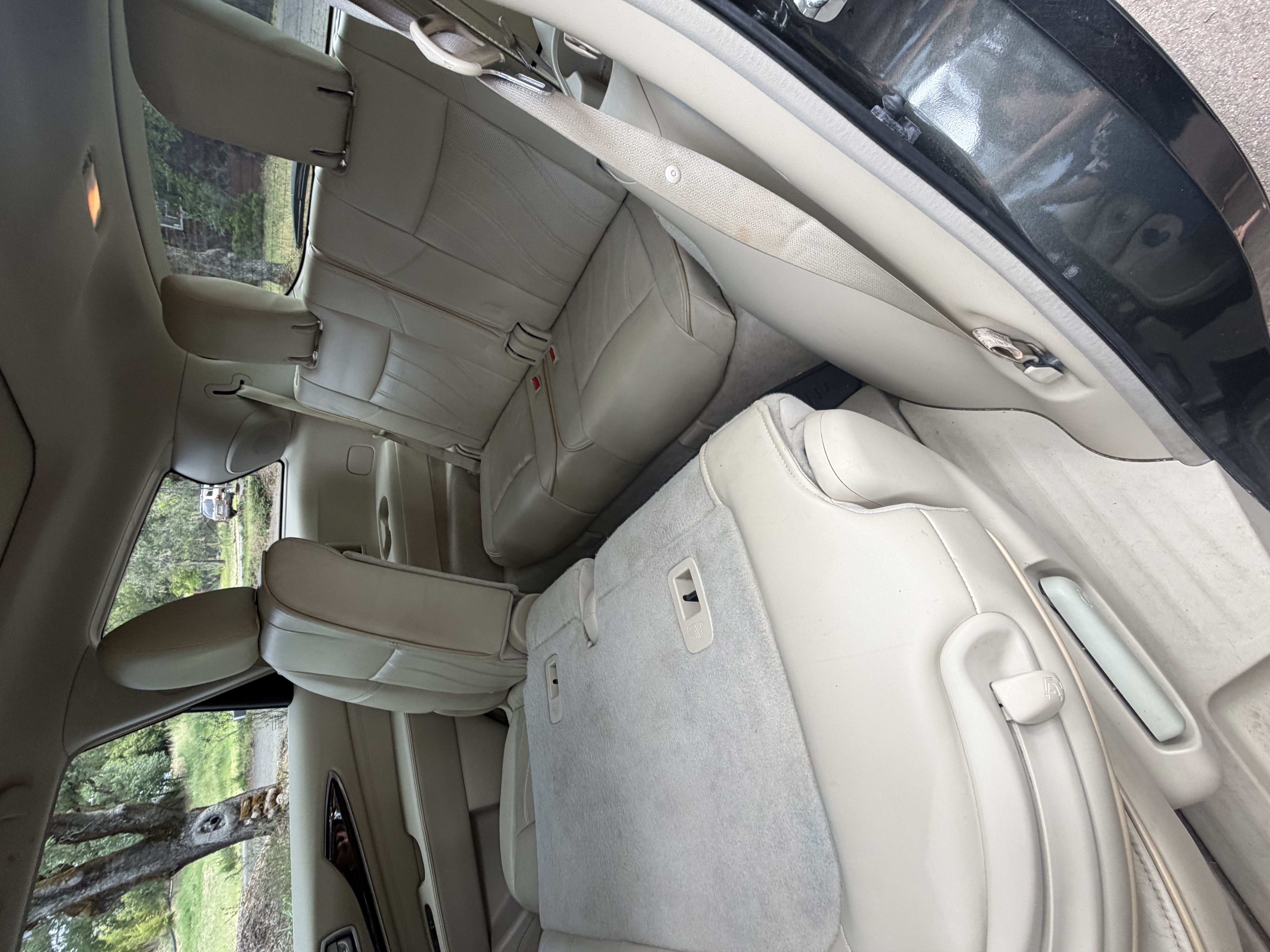 Used 2013 INFINITI JX35 AWD w/ Premium Pkg image 12