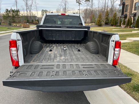 Used 2020 Ford F250 XL w/ STX Appearance Package image 6