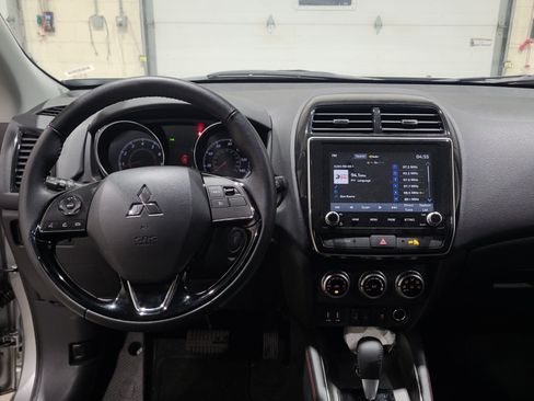Used 2020 Mitsubishi Outlander Sport SE image 10