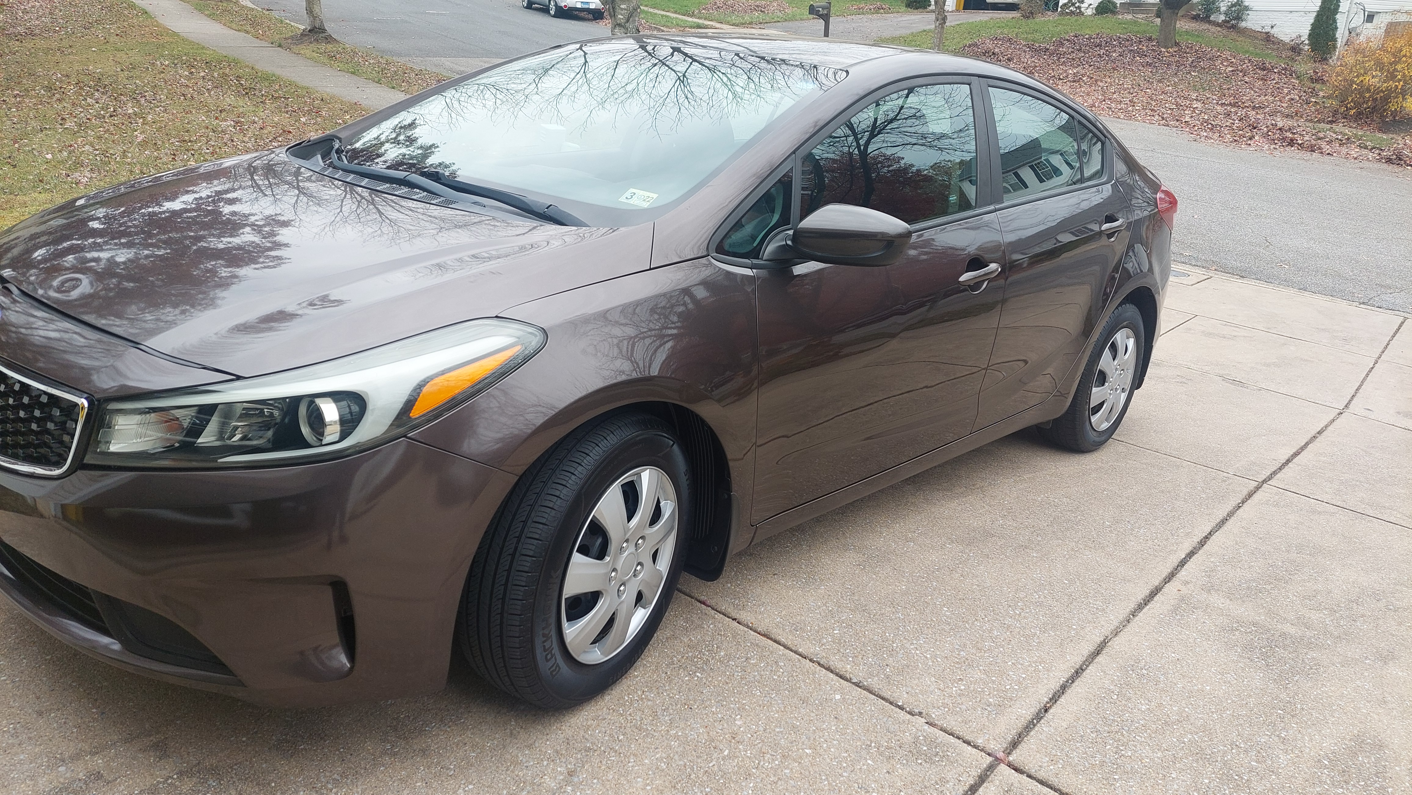 Used 2017 Kia Forte LX FWD image 6