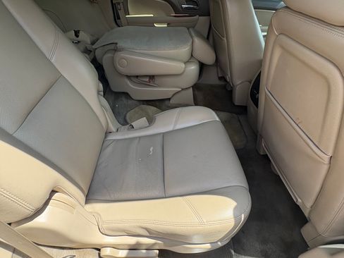 Used 2013 Chevrolet Tahoe LTZ AWD/4WD image 21