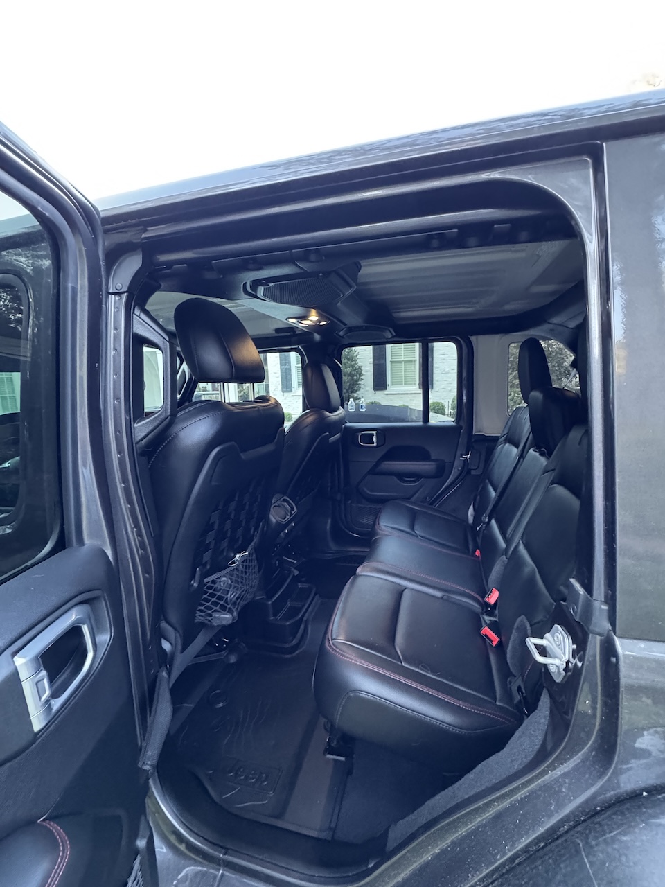 Used 2021 Jeep Wrangler Unlimited Rubicon AWD/4WD image 13