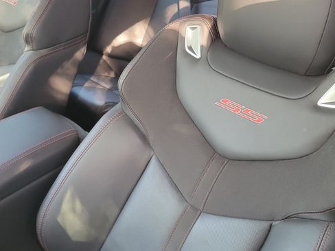 Used 2017 Chevrolet SS image 8