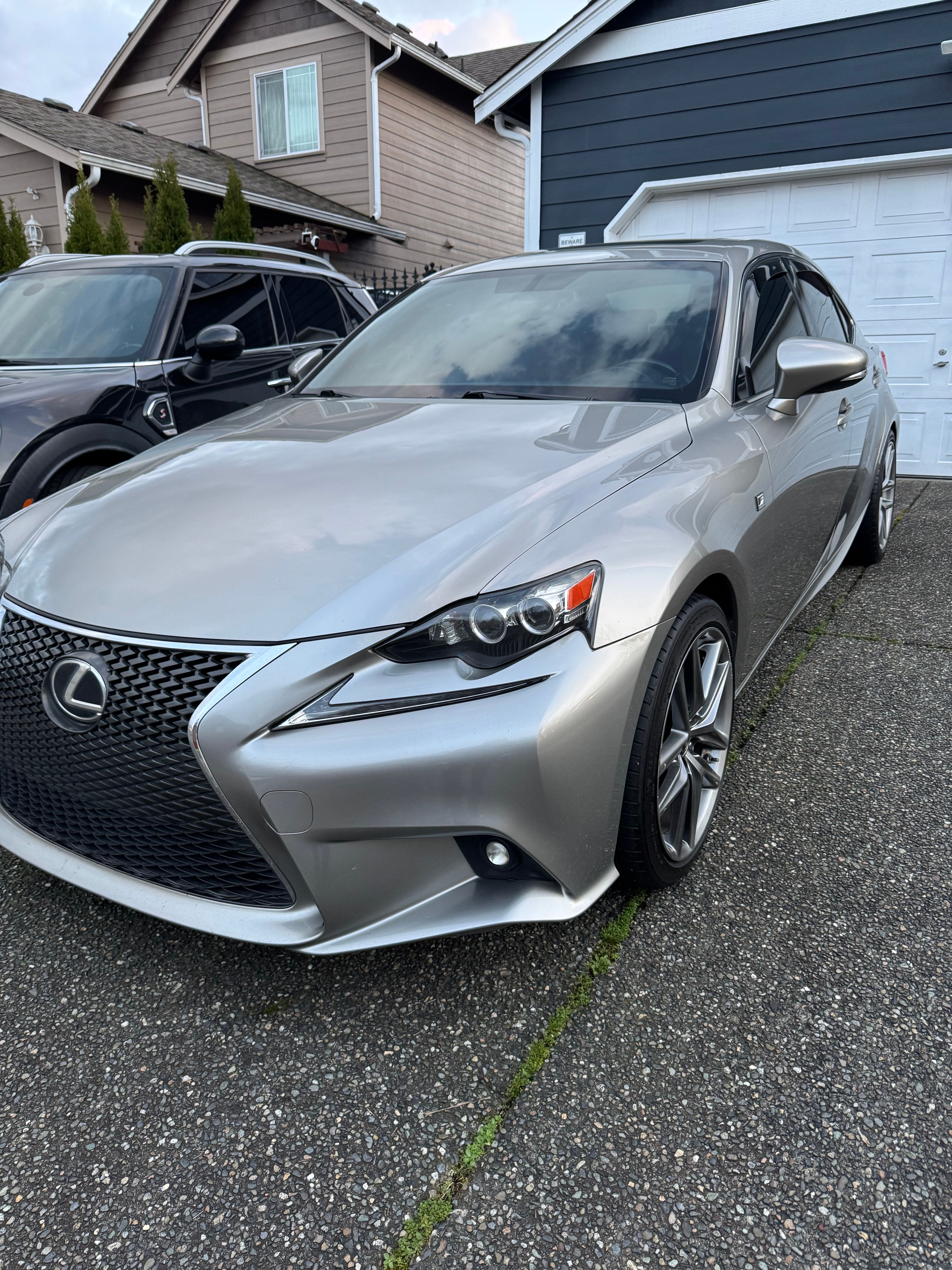 Used 2016 Lexus IS 200t w/ F Sport Package RWD image 1