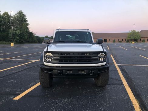 Used 2023 Ford Bronco 2-Door w/ Sasquatch Package image 4