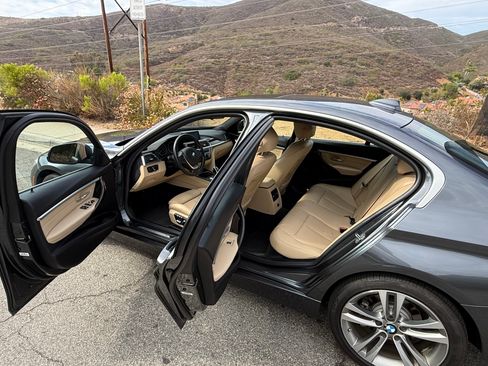 Used 2017 BMW 330i Sedan RWD image 14