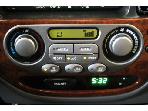 Used 2006 Toyota Sequoia Limited image 13