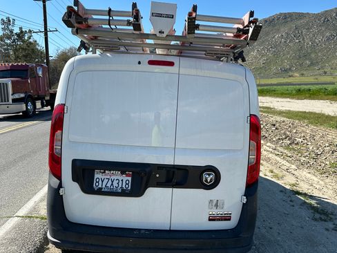 Used 2021 RAM ProMaster City Tradesman image 11