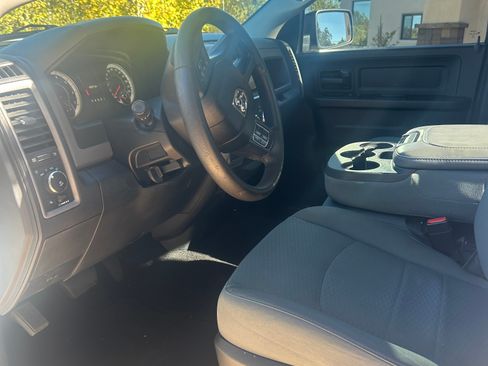Used 2017 RAM 1500 Express image 11
