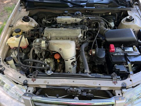 Used 2001 Toyota Camry LE FWD image 12