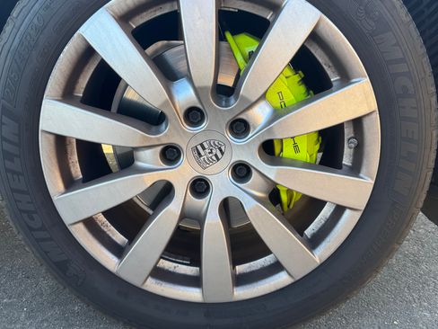 Used 2016 Porsche Cayenne S image 11