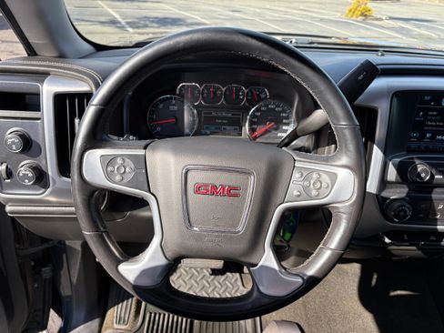 Used 2017 GMC Sierra 1500 SLE image 16