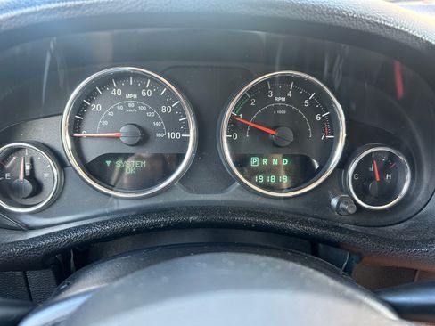 Used 2014 Jeep Wrangler Unlimited Sahara w/ Dual Top Group image 19