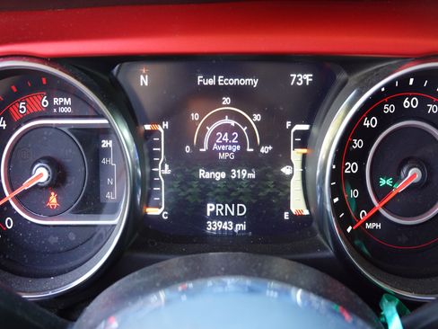 Used 2021 Jeep Gladiator Rubicon image 12