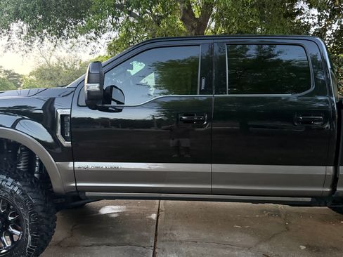 Used 2022 Ford F250 King Ranch w/ King Ranch Ultimate Package AWD/4WD image 5