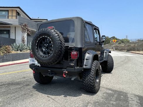 Used 2003 Jeep Wrangler Rubicon image 12