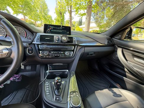 Used 2016 BMW M4 Coupe image 17