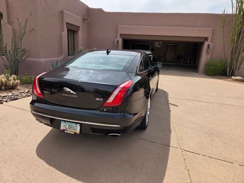 Used 2016 Jaguar XJ L Supercharged image 6