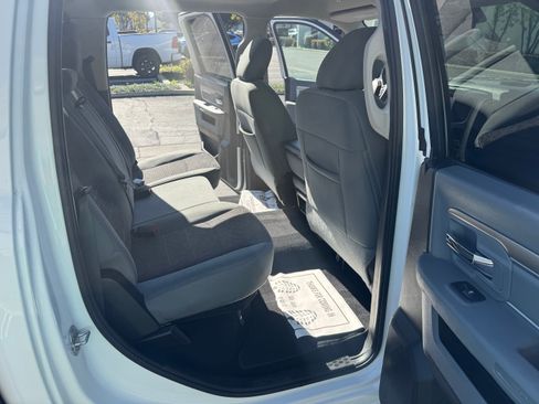 Used 2019 RAM 1500 Big Horn image 12