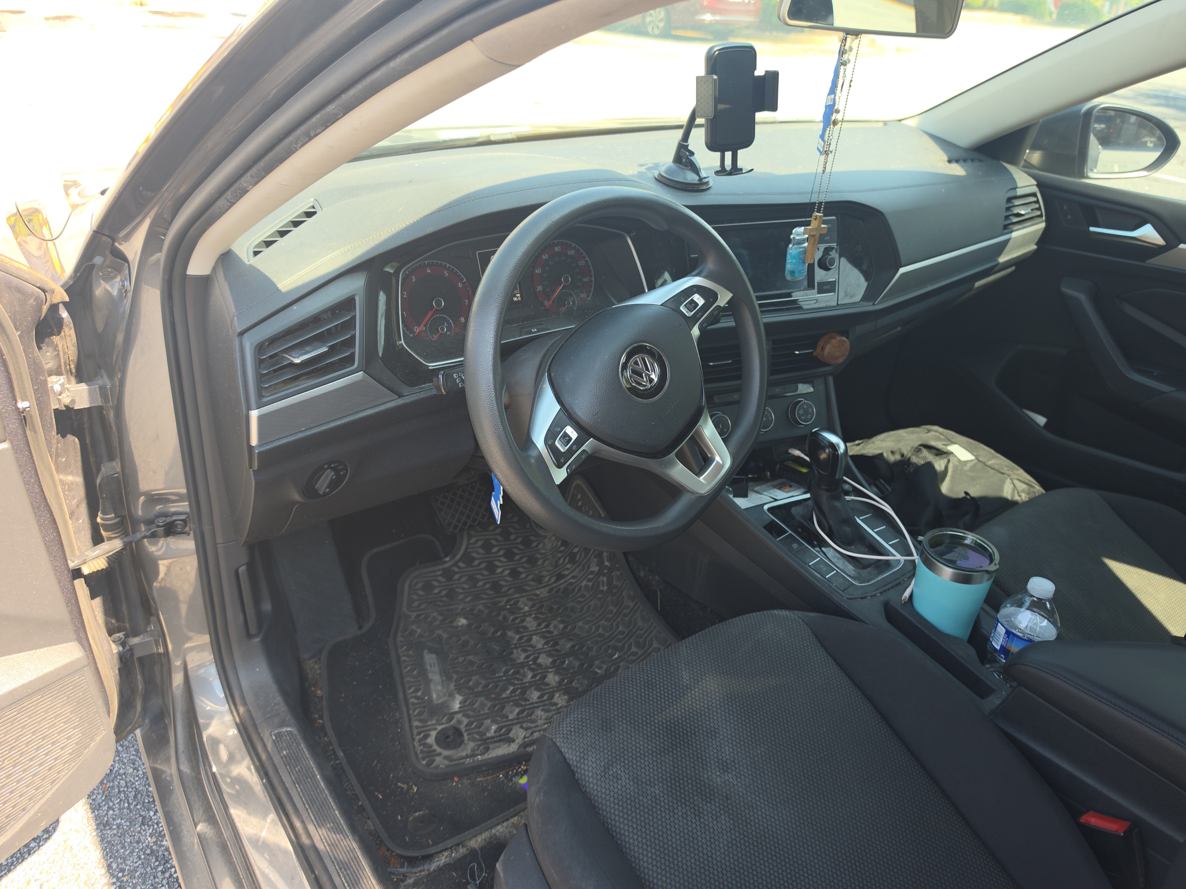 Used 2020 Volkswagen Jetta S w/ Driver Assistance Package FWD image 2