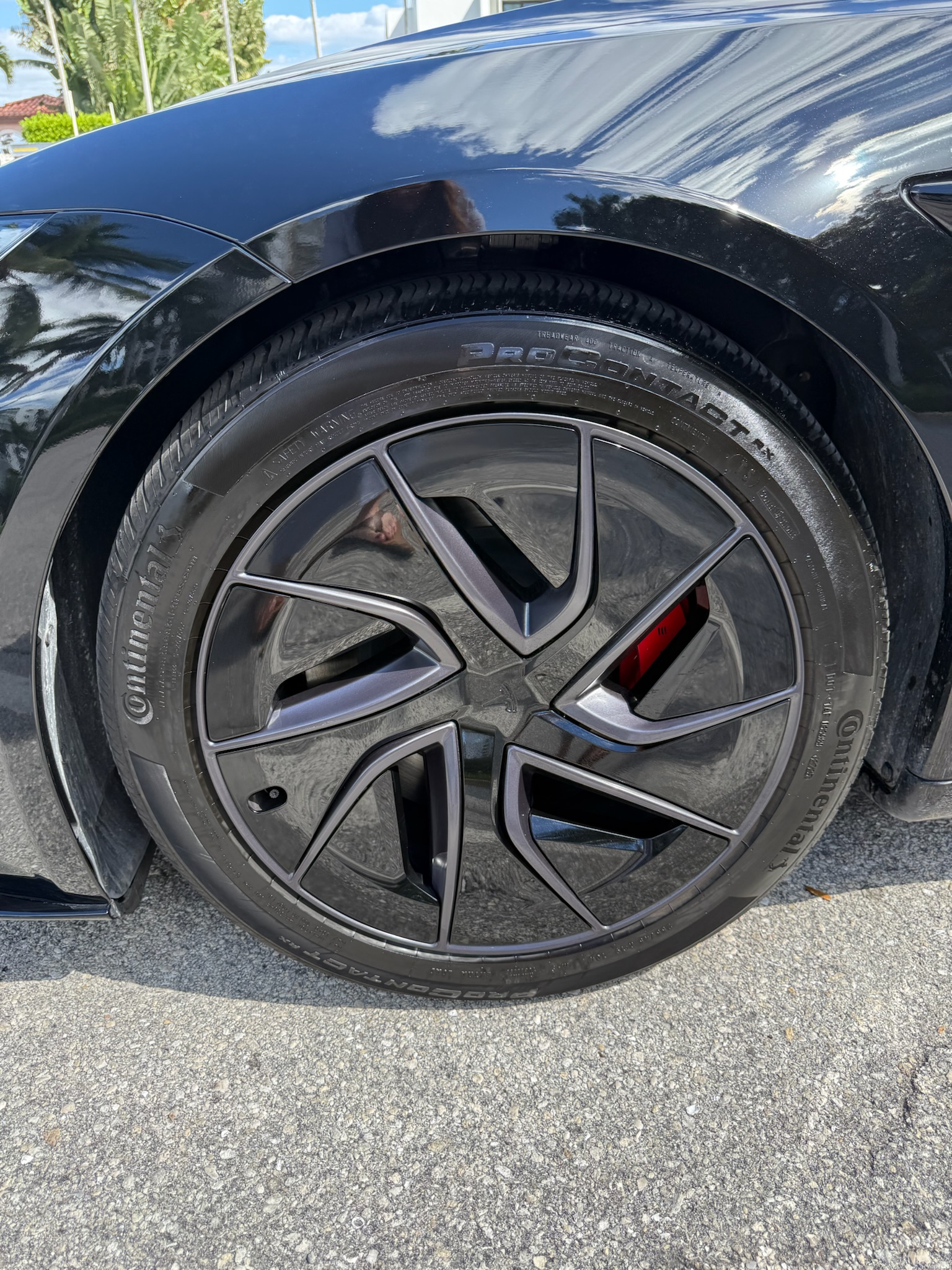 Used 2026 Tesla Model S Plaid AWD/4WD image 15