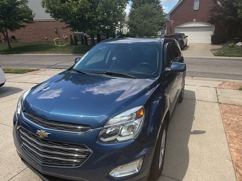 Used 2016 Chevrolet Equinox LT w/ Convenience Package FWD image 2