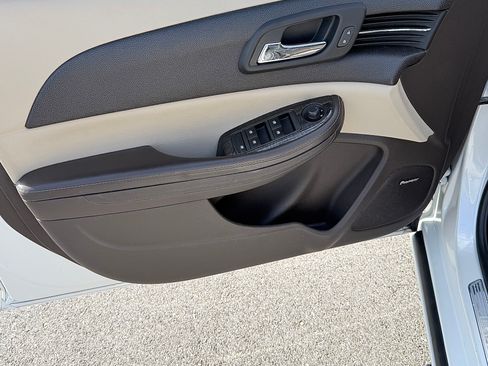 Used 2015 Chevrolet Malibu LTZ FWD image 15
