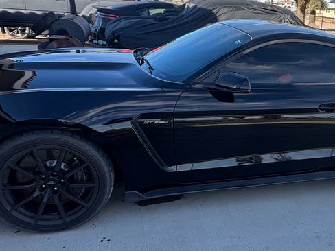 Used 2016 Ford Mustang Shelby GT350 w/ Technology Package image 4