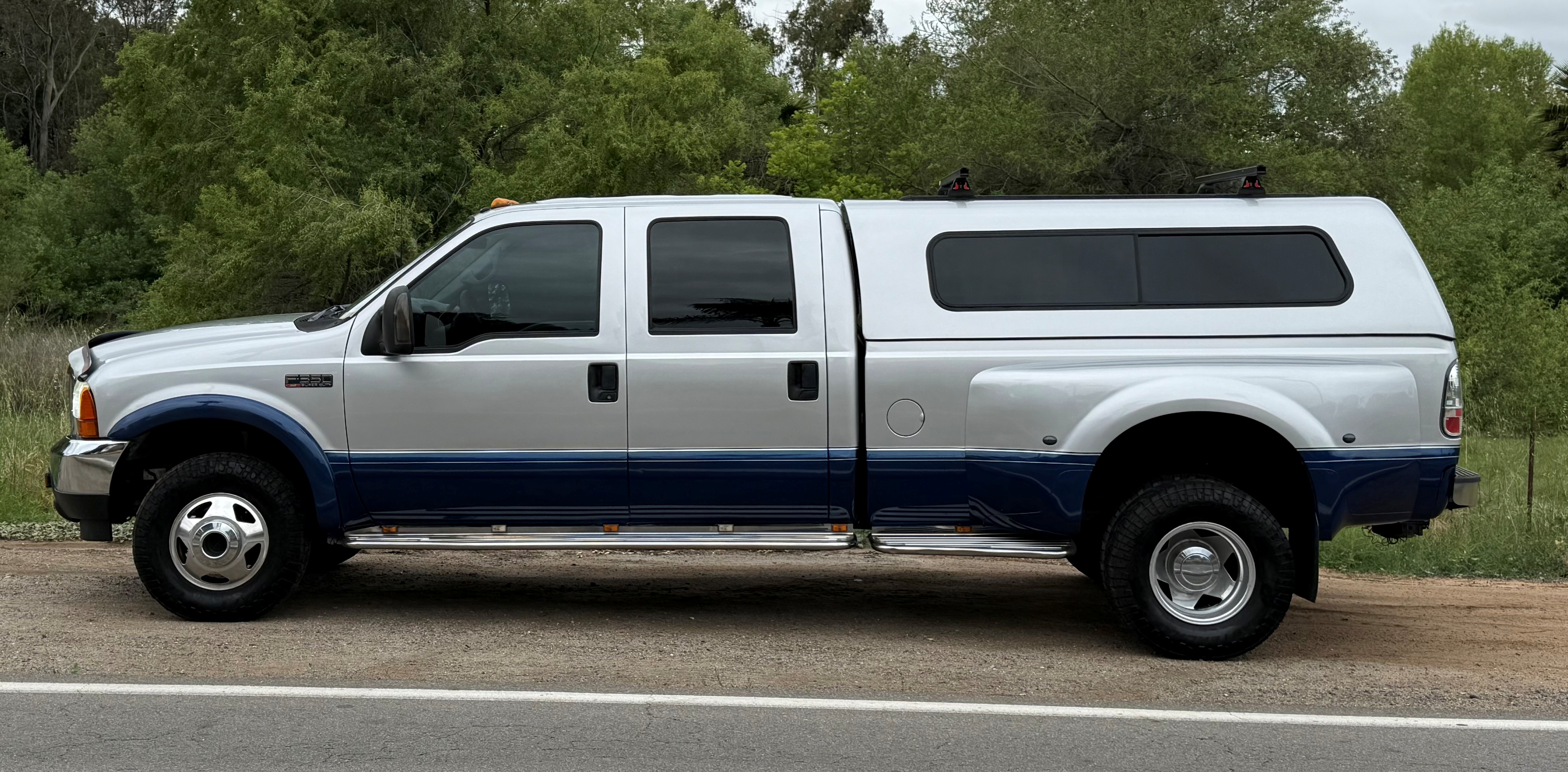 Used 1999 Ford F350 4x4 Crew Cab DRW Super Duty image 1