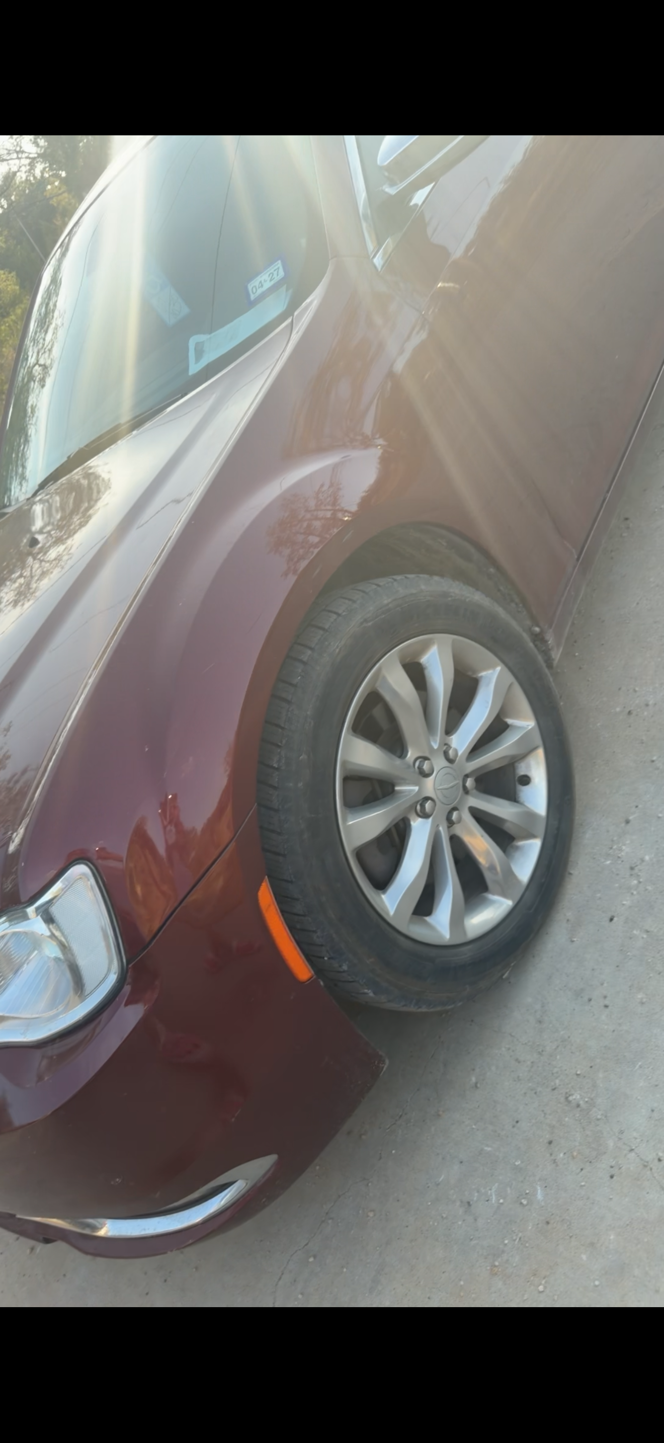 Used 2019 Chrysler 300 Limited AWD/4WD image 11
