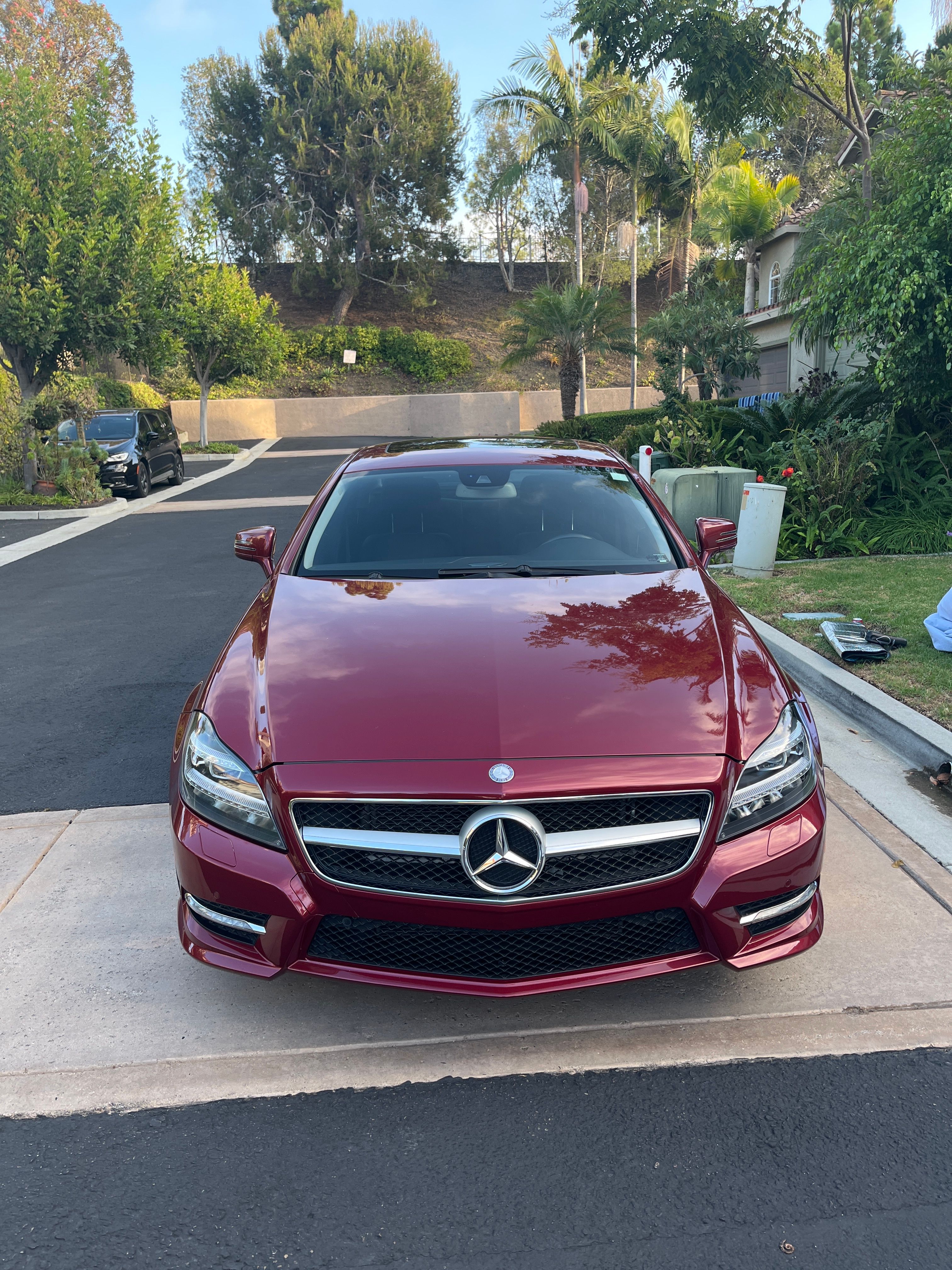 Used 2012 Mercedes-Benz CLS 550 image 2