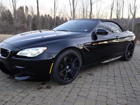 Used 2016 BMW M6 Convertible image 4