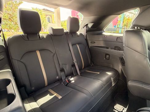 Used 2024 MAZDA CX-90 Plug-In Hybrid w/ Premium Plus image 18