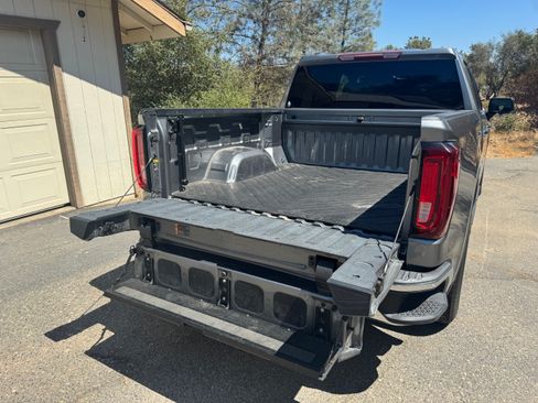 Used 2021 GMC Sierra 1500 SLT RWD image 8