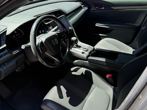 Used 2020 Honda Civic Sport image 6