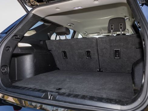 Used 2019 Chevrolet Equinox LT image 25