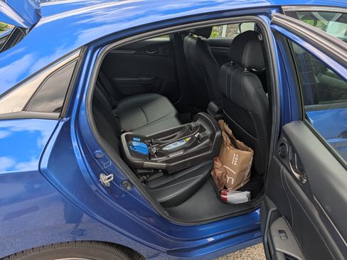 Used 2018 Honda Civic EX-L image 16