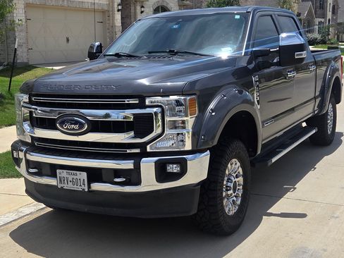 Used 2020 Ford F250 XLT w/ XLT Premium Package AWD/4WD image 1