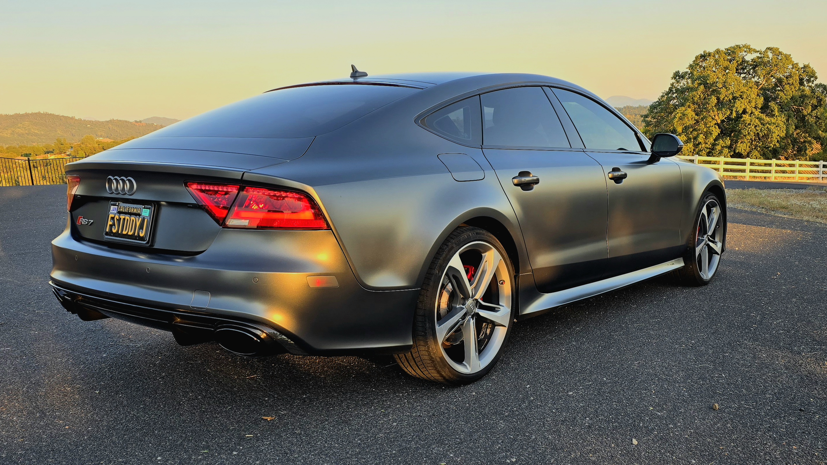 Used 2015 Audi RS 7 Prestige AWD/4WD image 4