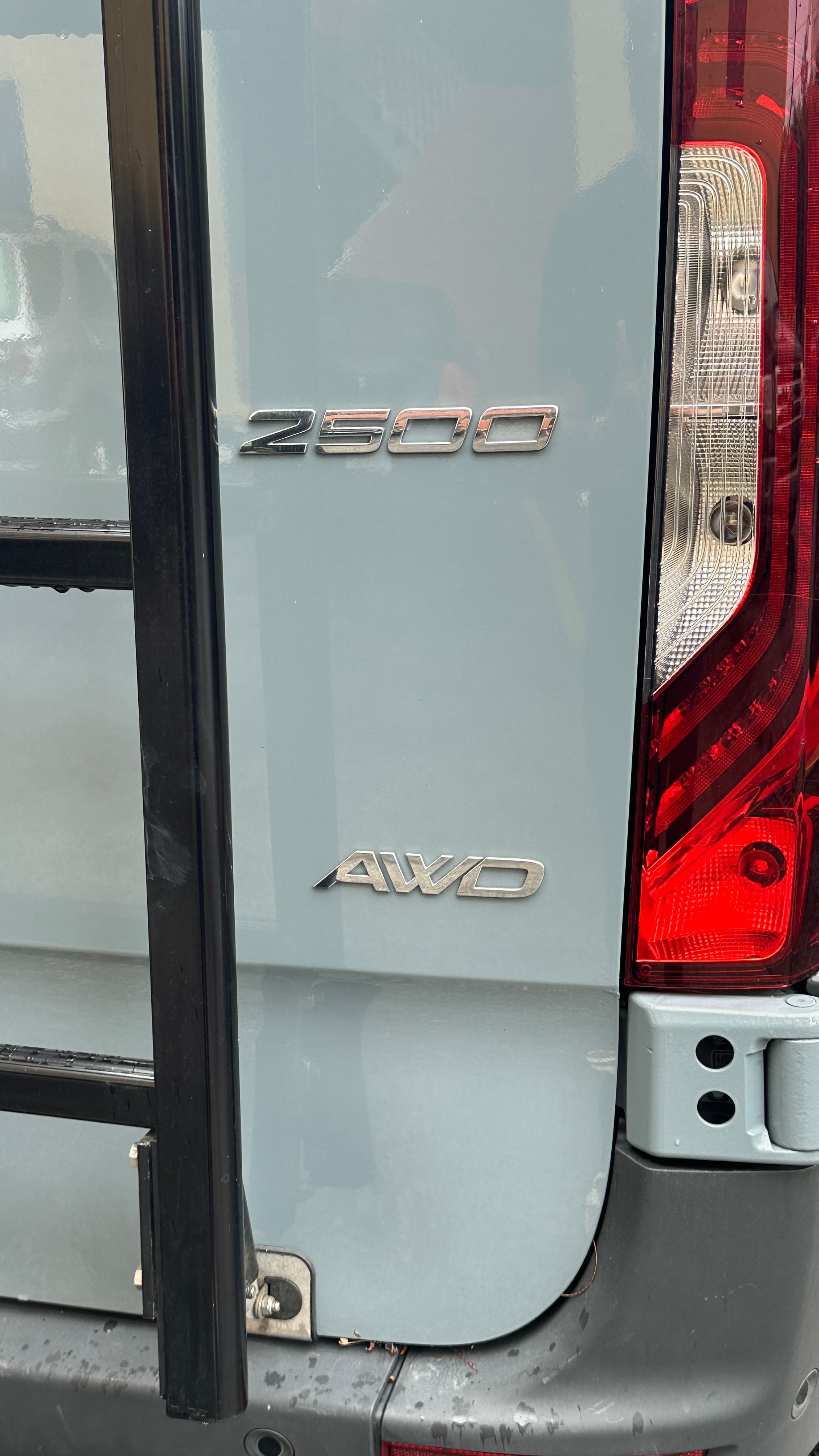 Used 2023 Mercedes-Benz Sprinter 2500 image 8