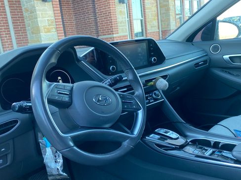 Used 2020 Hyundai Sonata SEL w/ Convenience Package image 2