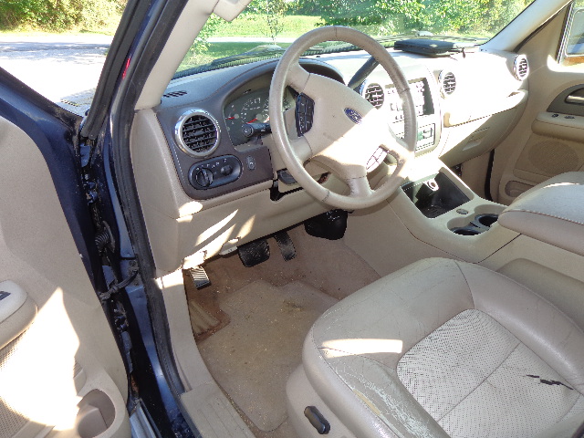 Used 2004 Ford Expedition Eddie Bauer AWD/4WD image 14