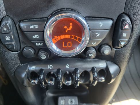 Used 2013 MINI Cooper S FWD image 18
